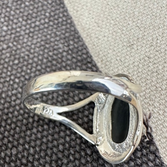 Black Onyx Oval Cut .925 Sterling Silver Ring Size 8‎ Bezel  Southwestern